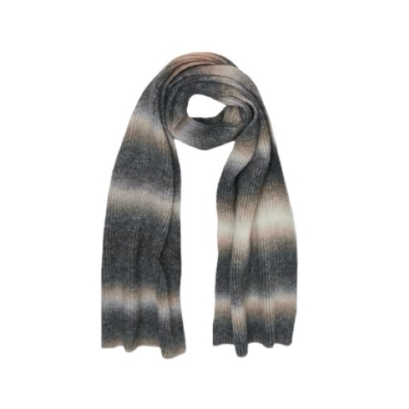 Time And Tru Ombre Tie Dye Beanie And Scarf Set - Picture 5 of 10